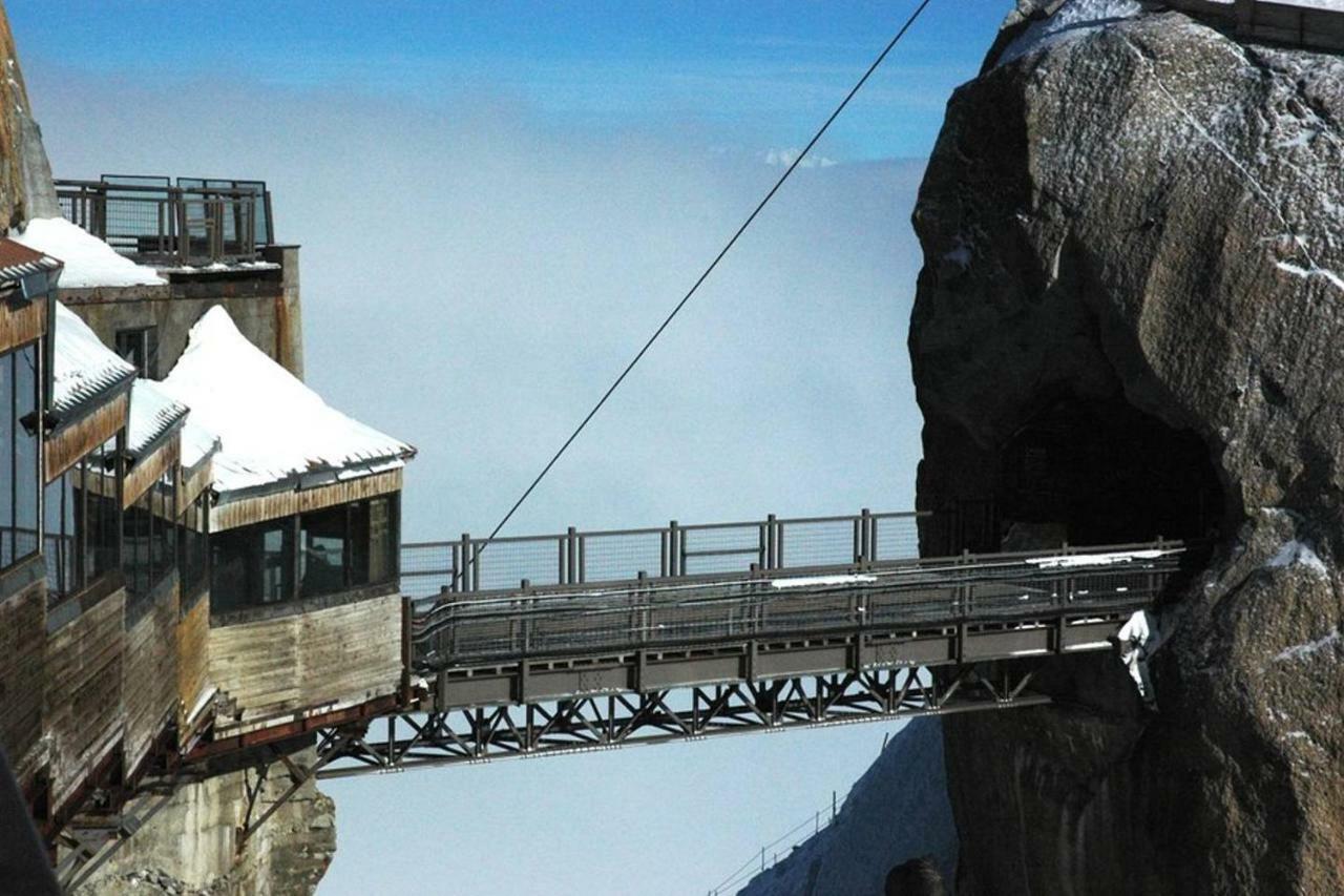 Cozy Chamonix Ski Studio With Mountain Views Exterior photo
